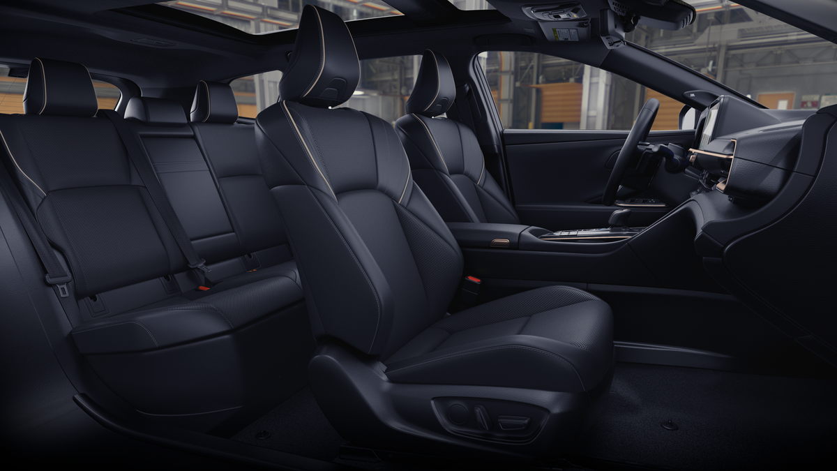 2026 Toyota Toyota Crown Signia Base