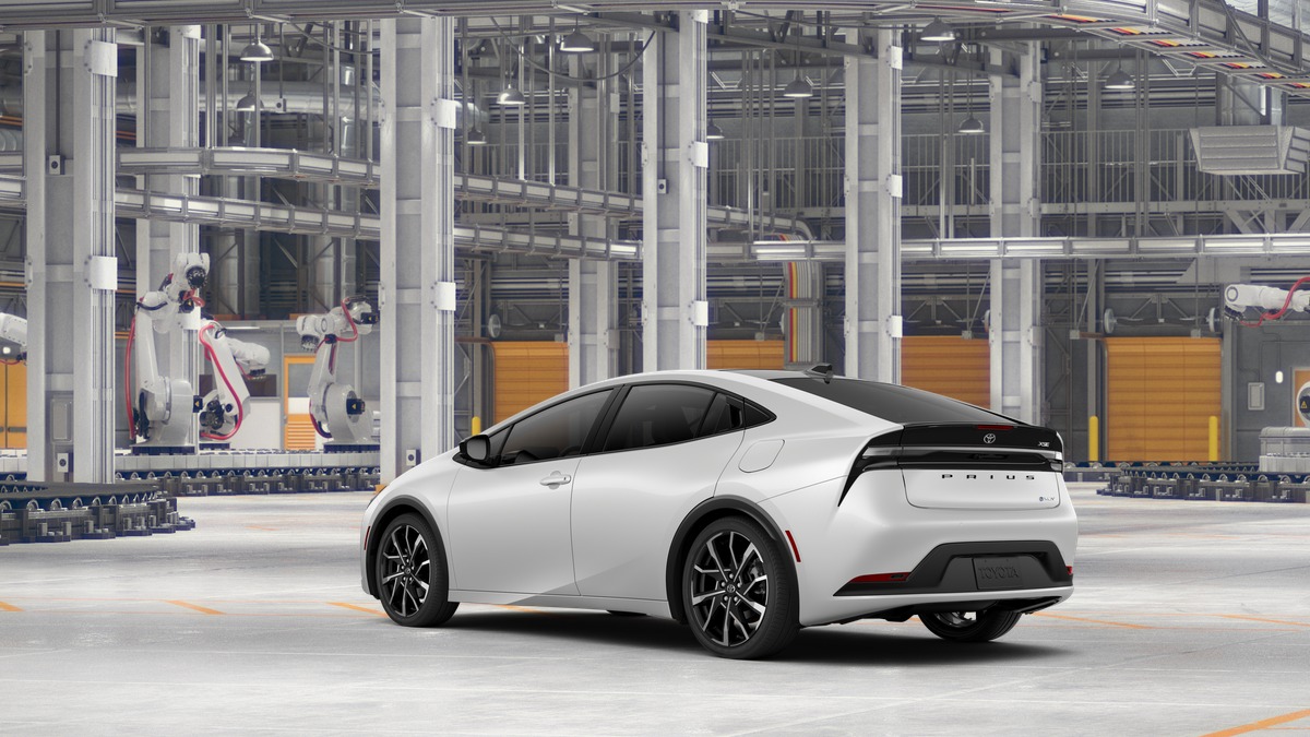 2027 Toyota Prius Plug-in Hybrid Base