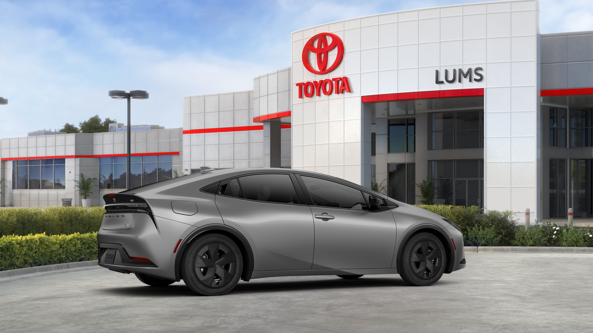 2026 Toyota Prius Plug-in Hybrid SE