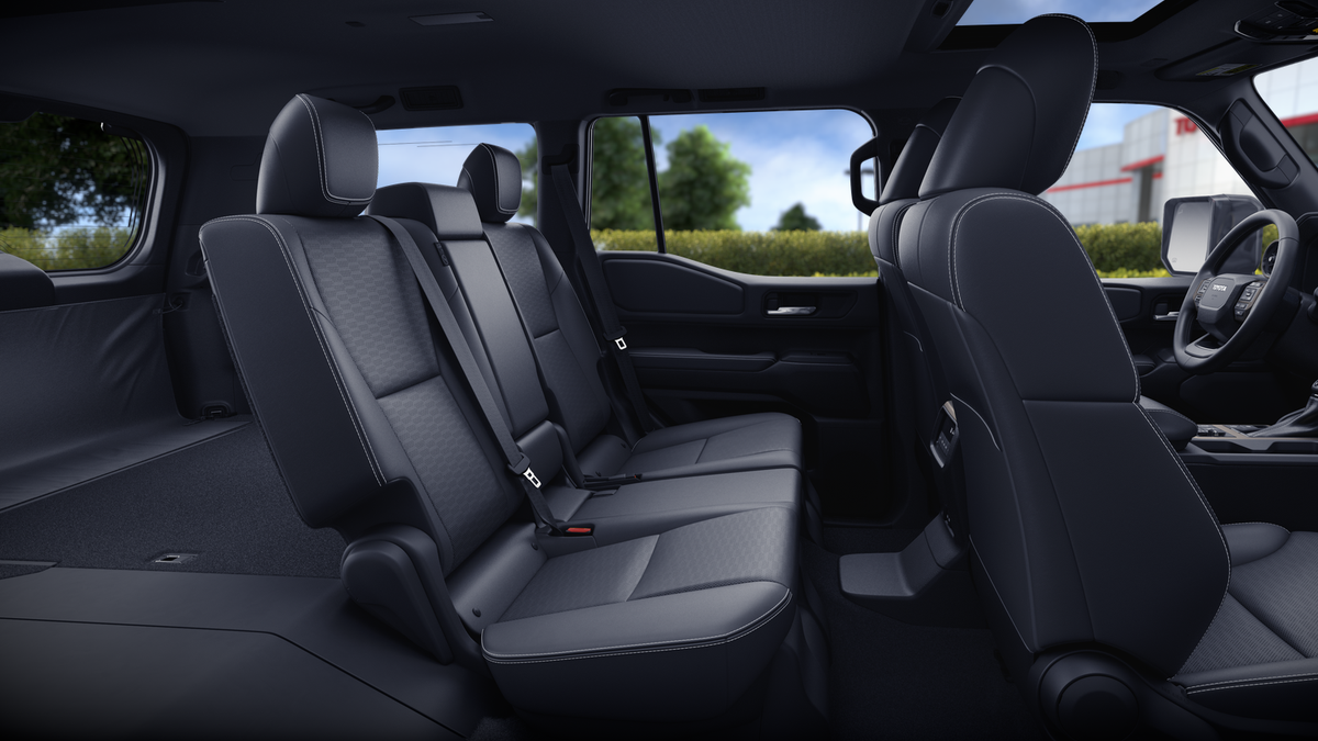 2027 Toyota Land Cruiser 4WD (Natl)