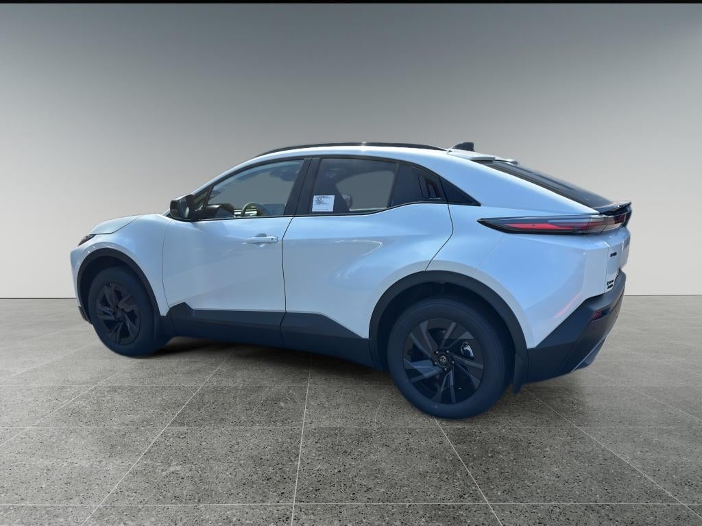 2026 Toyota C-HR SE