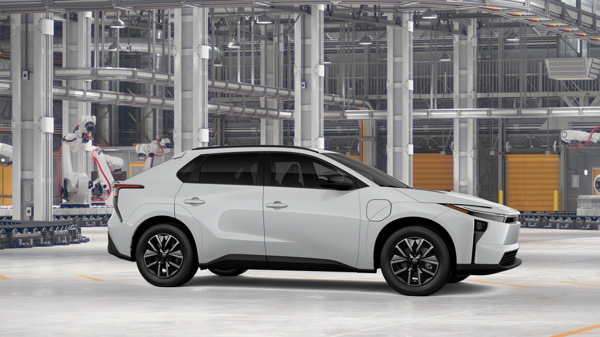 2026 Toyota bZ XLE Plus