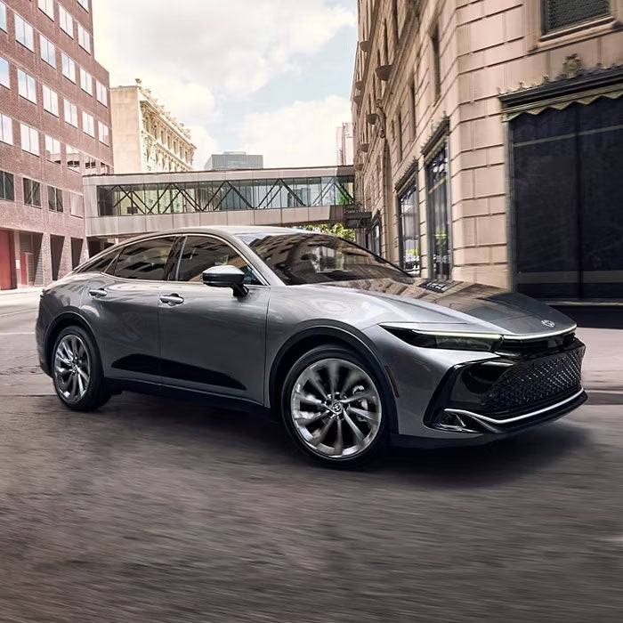 Lum's Toyota in Warrenton OR